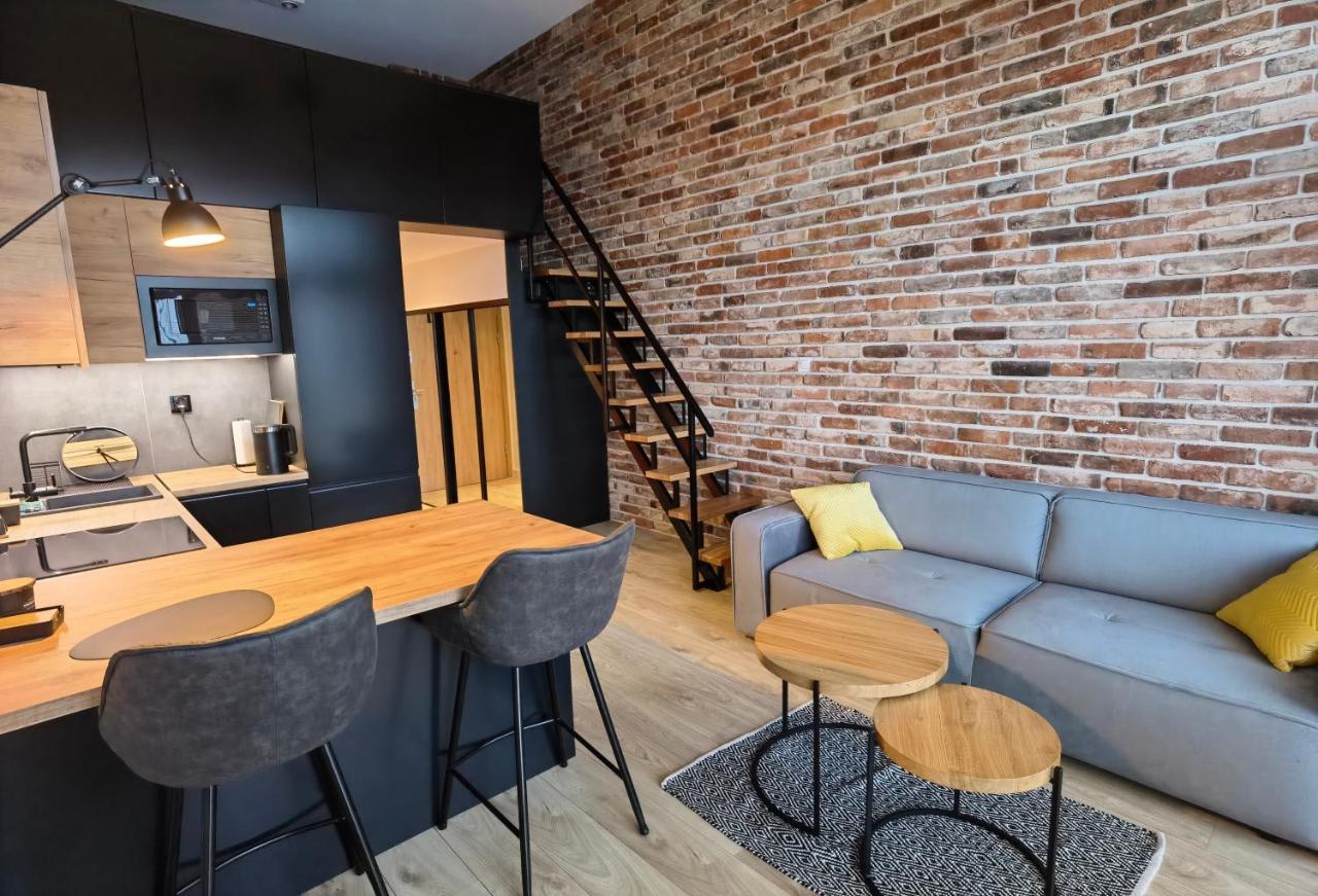 Apartament Loft Studio Airport Blisko Lotniska Zarembowicza Lotnisko Breslavia Exterior foto